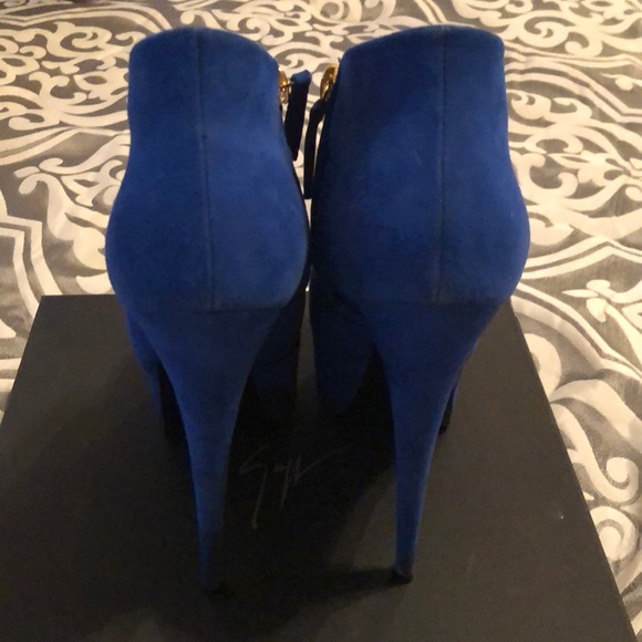Giuseppe Zanotti Blue platform bootie Size 37.5 - Picture 5 of 5